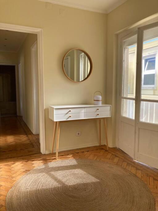 Ferienwohnung Apartamento Bem Localizado Para Familias & Amigos Lisboa Exterior foto